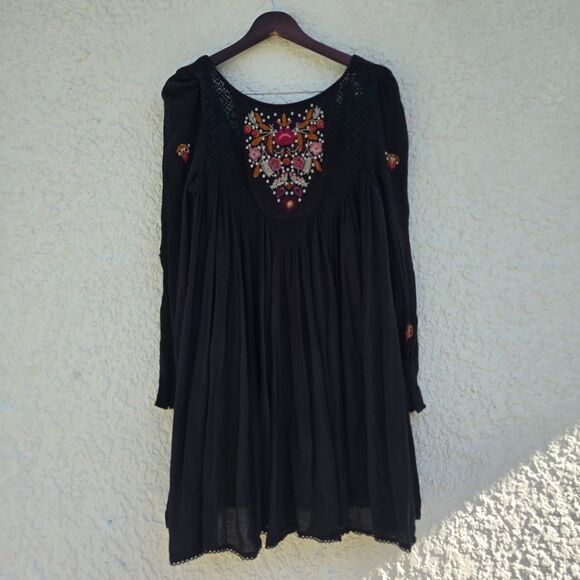 Free People Mohave Embroidered Mini Dress in Black Size Medium - Picture 3 of 9